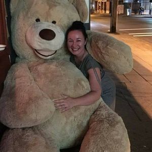 Meet your Posher, Lesley